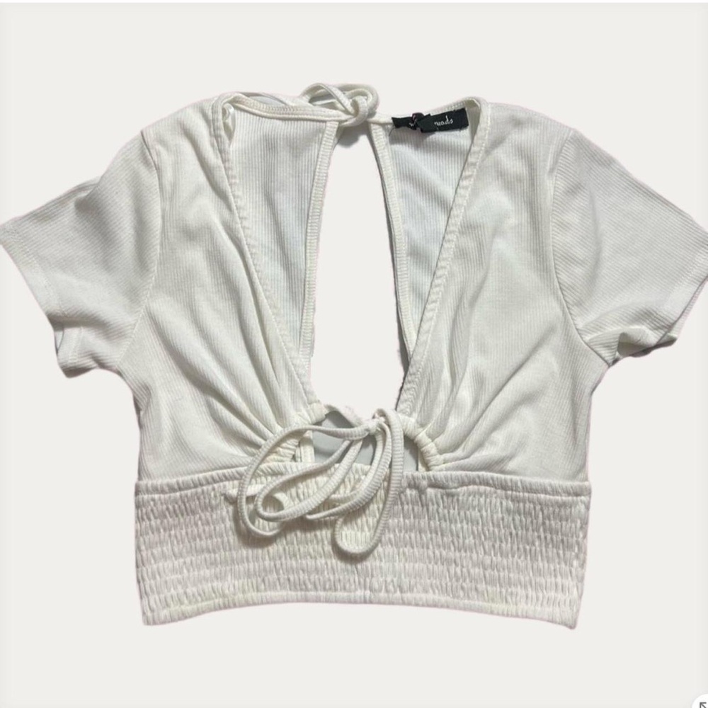 Mixed Threads White Cut Out Tie Crop Top Size Small